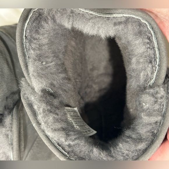 Ugg Cory II Boots Charcoal Gray Suede Shearling Classic Mini Short Ankle Sz 5 - Picture 13 of 16
